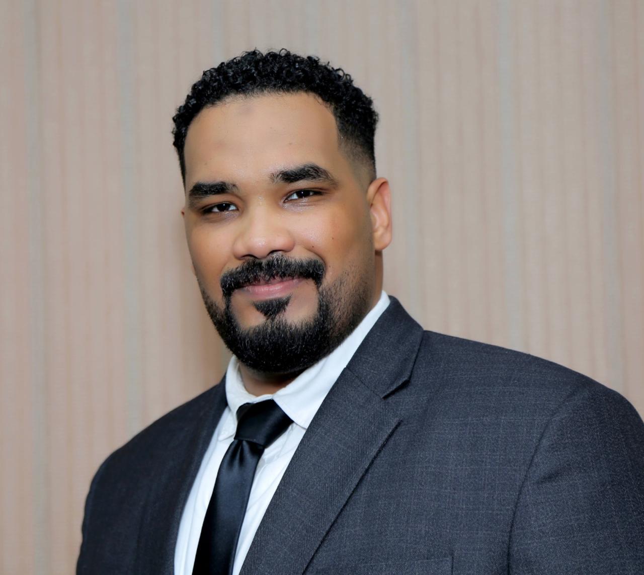 Mohamed Khalid — Senior Accountant & Auditor